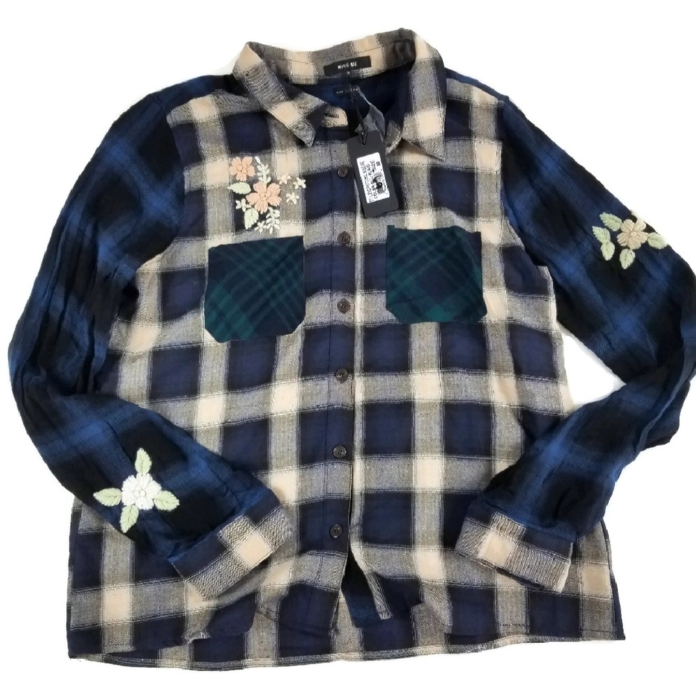 Miss Me Plaid Shirt Size Medium